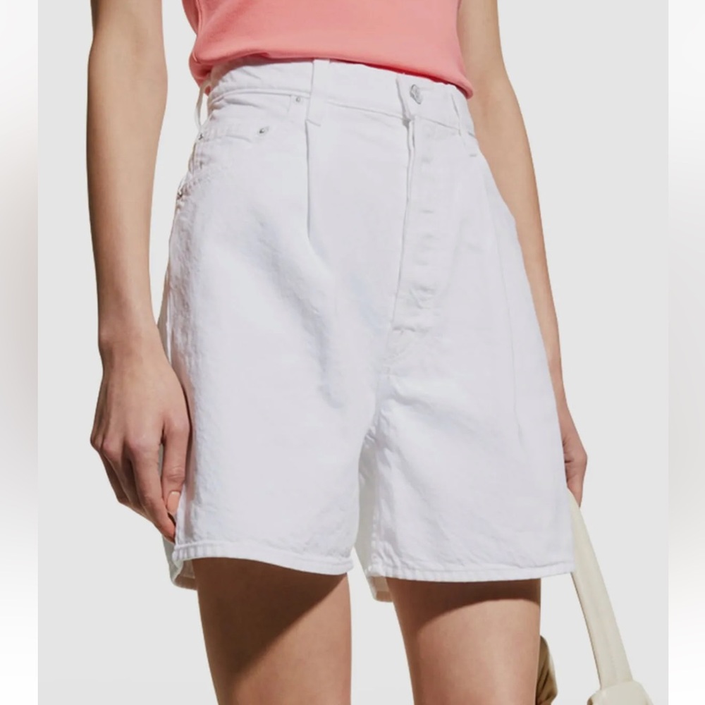 MOTHER Snacks Pleated Fun Dip! Long Line White Denim Shorts